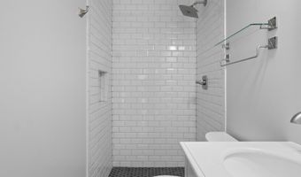 3390 WHIPPLE Ct, Annandale, VA 22003