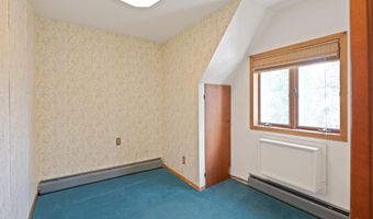 71 W 17TH St, Bayonne, NJ 07002