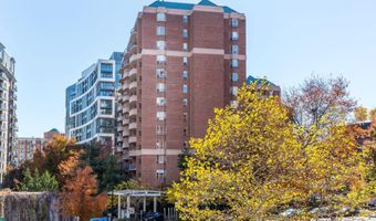 4808 MOORLAND Ln 711, Bethesda, MD 20814