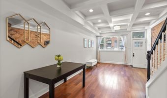 330 S CLINTON St, Baltimore, MD 21224