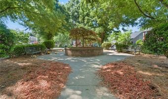 233 Ivy Glen Cir, Avondale Estates, GA 30002