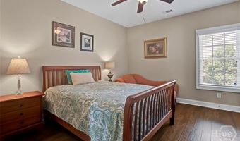 14 Cord Grass Ln, Savannah, GA 31405