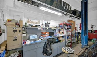 33 N Morris St, Andover, NJ 07801