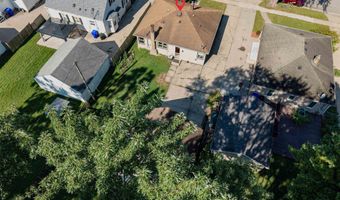 2112 N SUPERIOR St, Appleton, WI 54911