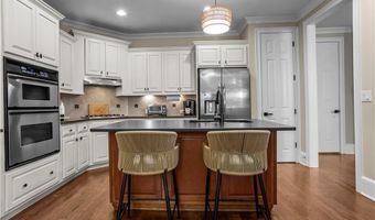 2424 Loxford Ln, Alpharetta, GA 30009