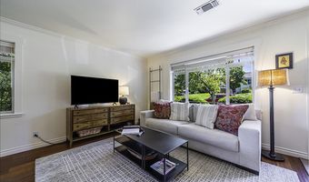 45 Brooks Ln, Ashland, OR 97520