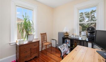 82 Cliffdale Ave, Cranston, RI 02905
