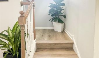 1391 Caspian St, Allentown, PA 18104