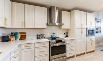 920 N OSCEOLA Ave 403, Clearwater, FL 33755