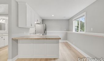 5697 Victoria St, Allendale, MI 49401