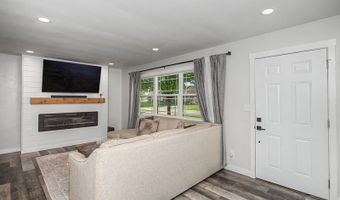 1421 Stafford Ave, Ames, IA 50010