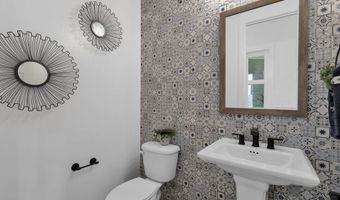 1151 E PEACH TREE Dr, Chandler, AZ 85249