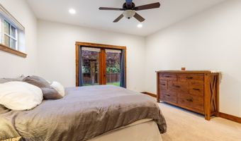 3660 Lolo Way, Bozeman, MT 59718