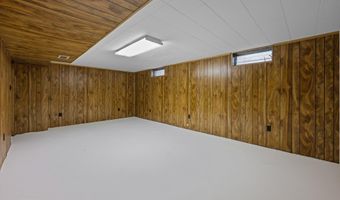 111 N FAIRFIELD Dr, Dover, DE 19901