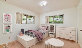 3190 Falcon Dr, Carlsbad, CA 92008