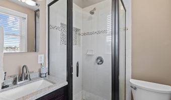 7580 BEACH Dr, Pasadena, MD 21122