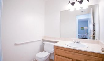 1943 Buckskin Gln, Escondido, CA 92027
