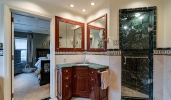 407 N TULPEHOCKEN Rd, Reading, PA 19601