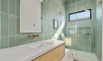 16846 Addison St, Encino, CA 91436
