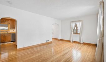 611 11th St SW, Austin, MN 55912