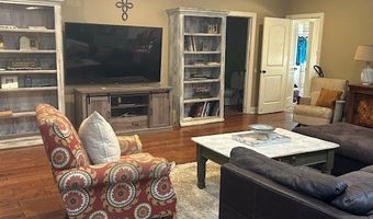 103 Redbud Dr, Batesville, MS 38606