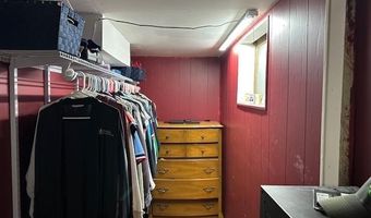 35 Garden Cir, Babbitt, MN 55706