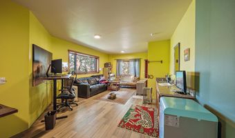 940 Pinecrest Ter, Ashland, OR 97520