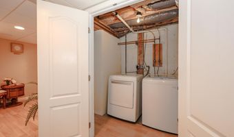 18 Suffolk Ct 159, Bedford, NH 03110