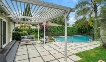 2631 Castle Heights Pl, Los Angeles, CA 90034