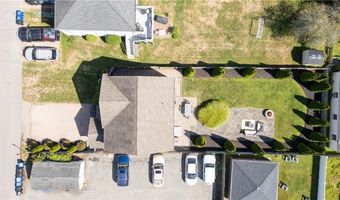 5 Lowndes St, Newport, RI 02840