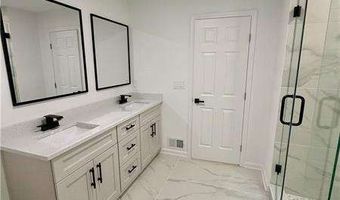 6211 Emerald Springs Dr SE, Acworth, GA 30102