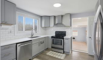 2 Whitfield Rd, Accord, NY 12404