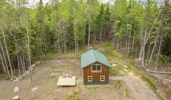 105 Gales Rd, Abbot, ME 04406