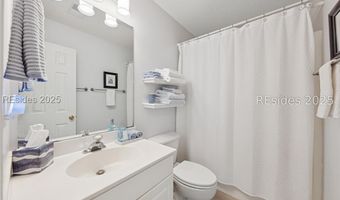 4 Lake Linden Pl, Bluffton, SC 29910
