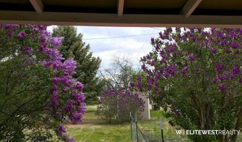 30 N Division St, Cowley, WY 82420