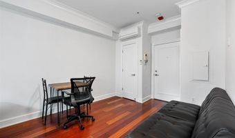 1121 24TH St NW 300, Washington, DC 20037
