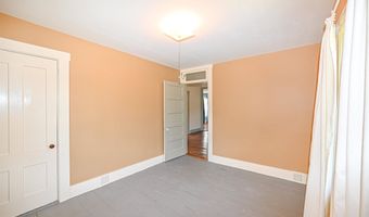 9 Lawes Ave, Bedford, NH 03110