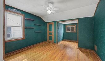 15596 Thomas Ave, Allen Park, MI 48101