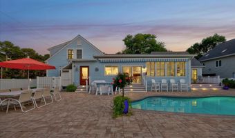 301 PARKWOOD St, Bethany Beach, DE 19930