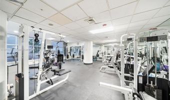 10350 W Bay Harbor Dr 5R, Bay Harbor Islands, FL 33154
