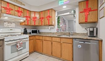 283 Gloucester Ct, Aberdeen, NJ 07747