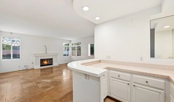 516 Camino Bailen, Escondido, CA 92029