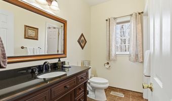 149 Tall Oaks Dr, Alto, GA 30510