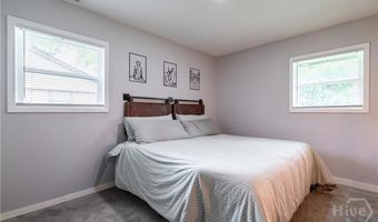 168 Berry Dr, Athens, GA 30601