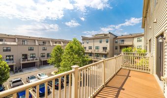 44750 TIVERTON Sq, Ashburn, VA 20147