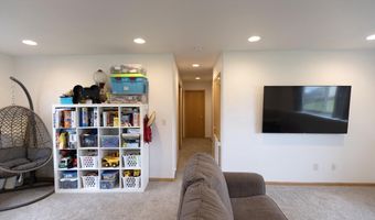 752 Bear Tooth Ct, Box Elder, SD 57719