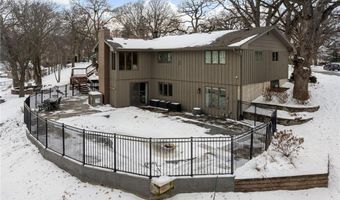 701 4th St SW, Austin, MN 55912