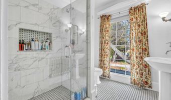 840 Broadway, Bangor, ME 04401