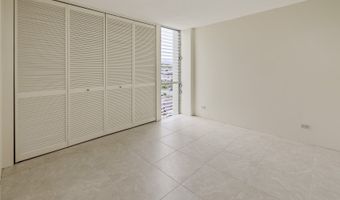 1160 Ala Napunani St 806, Honolulu, HI 96818