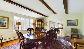 2 Signal Ridge Way, East Greenwich, RI 02818